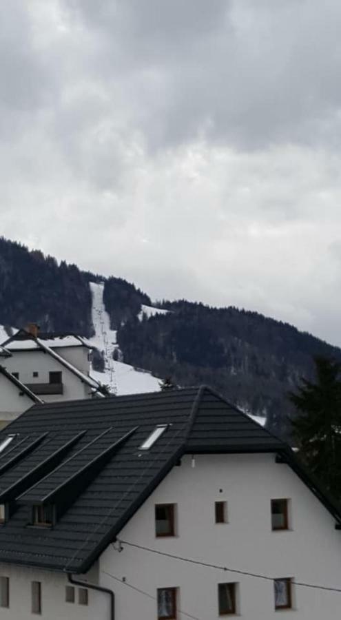 Klass 203 Kranjska Gora Exterior photo